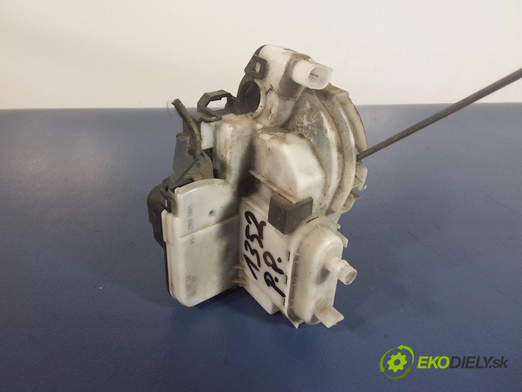 Vw Polo 2001 zámek dveře před v pravo: 6N1837016E