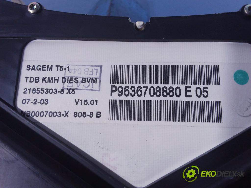 Peugeot 307 2003 prístrojovka/ budíky 9636708880E