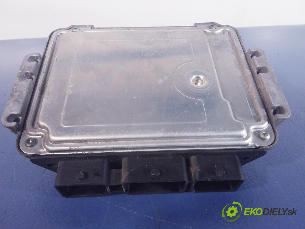 Renault Megane scenic 2004 riadiaca jednotka Motor:
