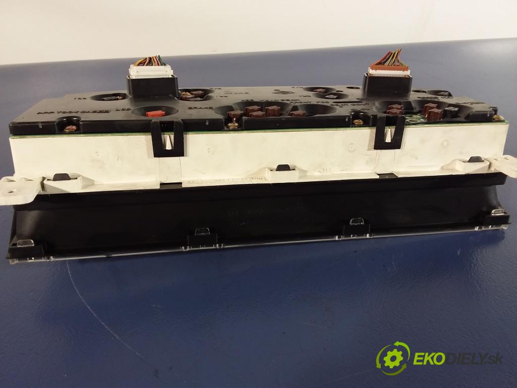 Nissan Almera 2000 prístrojovka/ budíky