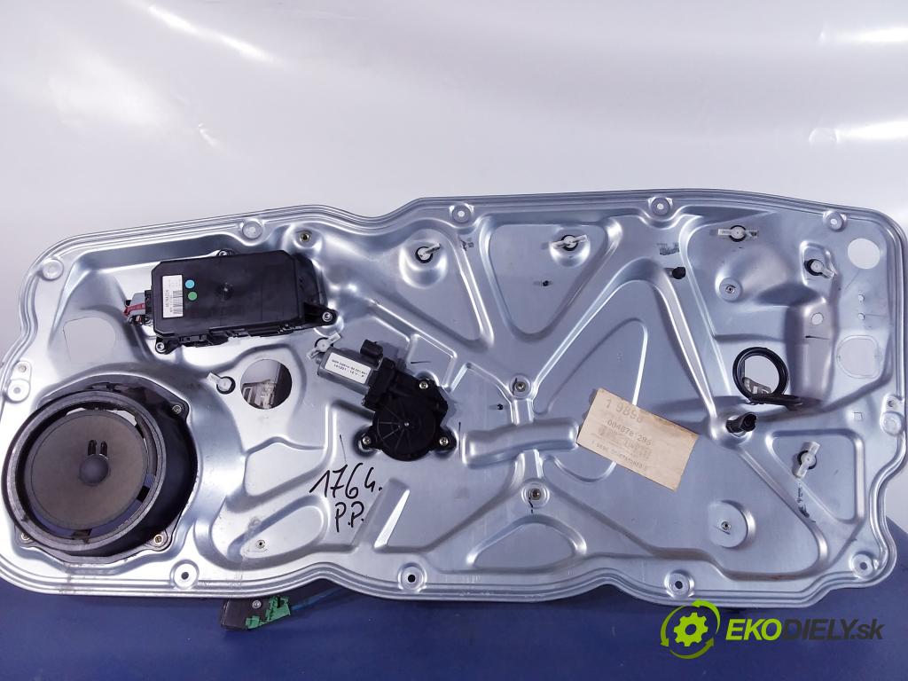 Fiat Stilo 2002 mechanismus stahování Sklenka: před v pravo: 