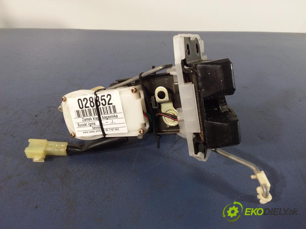 Suzuki Ignis 0 motor: Stierače: zad 34355-581