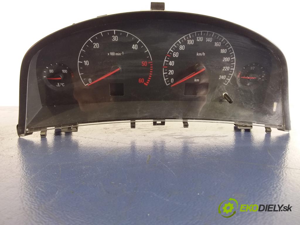Opel Vectra 2003 prístrojovka/ budíky 13140895RQ