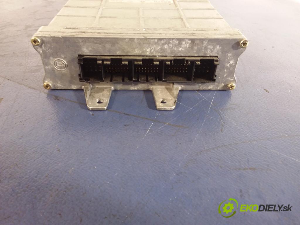Audi A4 0 riadiaca jednotka Motor: 8D0907557H