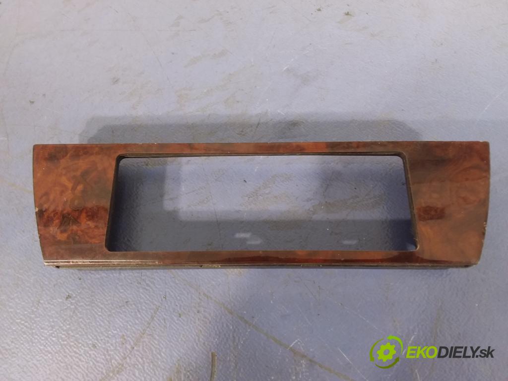 Audi A6 1996 kokpit,pristrojová doska 4A0820325C