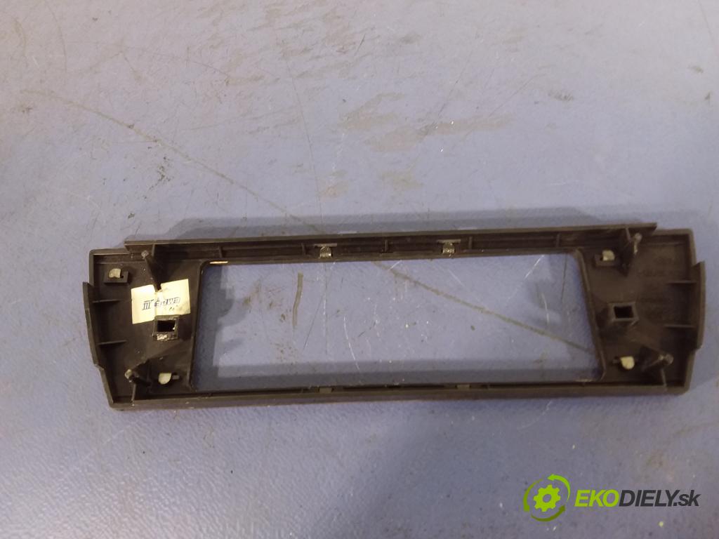 Audi A6 1996 kokpit,pristrojová doska 4A0820325C