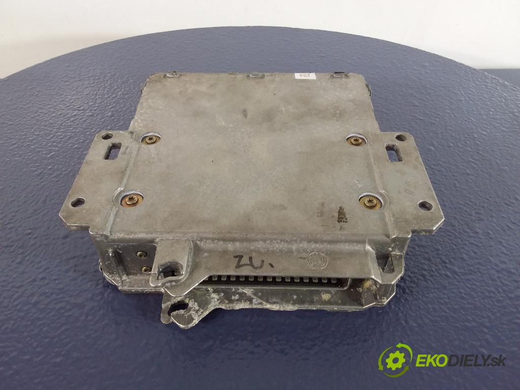 Audi 80 1992 riadiaca jednotka Motor: 0281001320/321