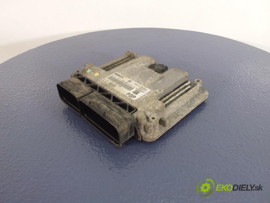 Opel Vectra 2004 riadiaca jednotka Motor: 0281011448