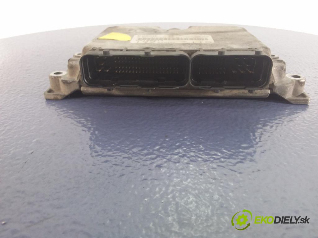 Fiat Stilo 2003 riadiaca jednotka Motor: 0281011421