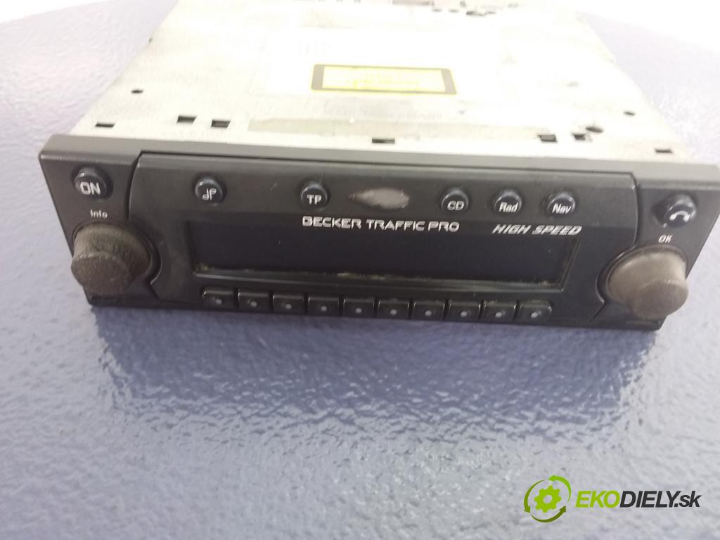 Hyundai Santa fe 2004 Radio I Navigácia: BE7823 35000157