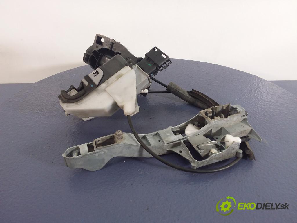 Citroen C5 2010 zámek dveře Zad: v pravo: 732153