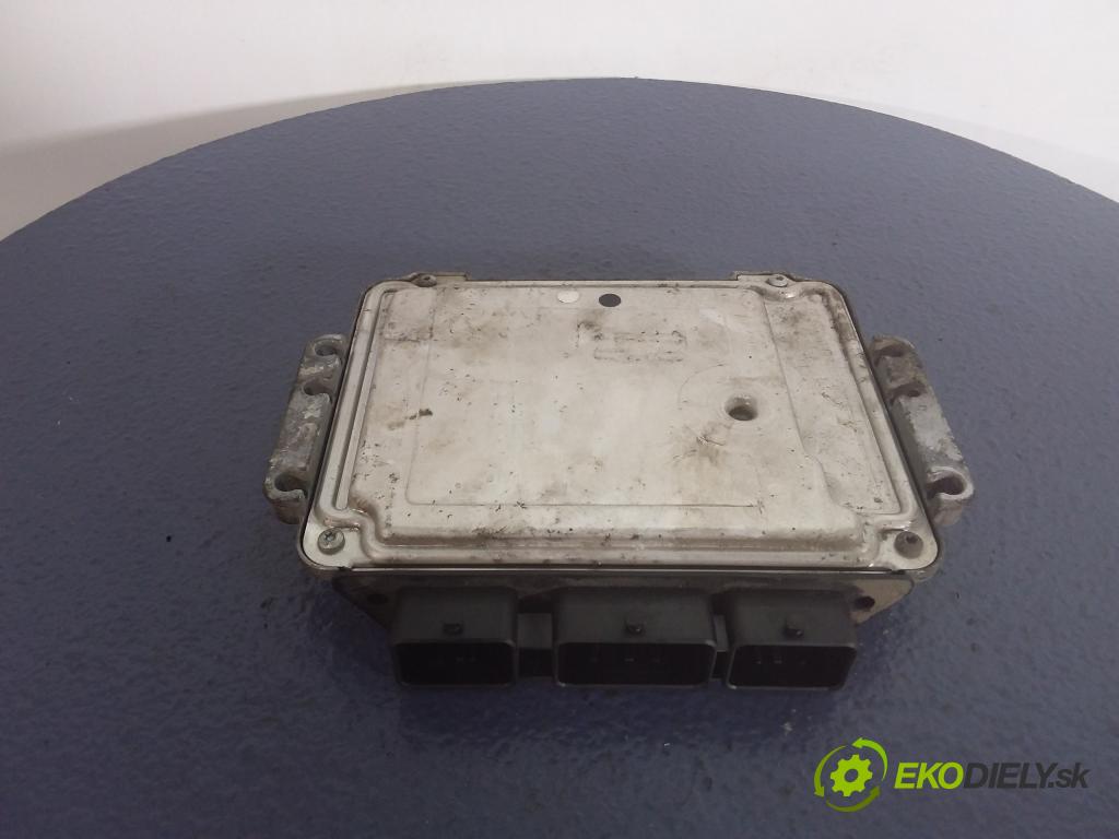 Citroen Xsara picasso 2005 riadiaca jednotka Motor: 0281011392