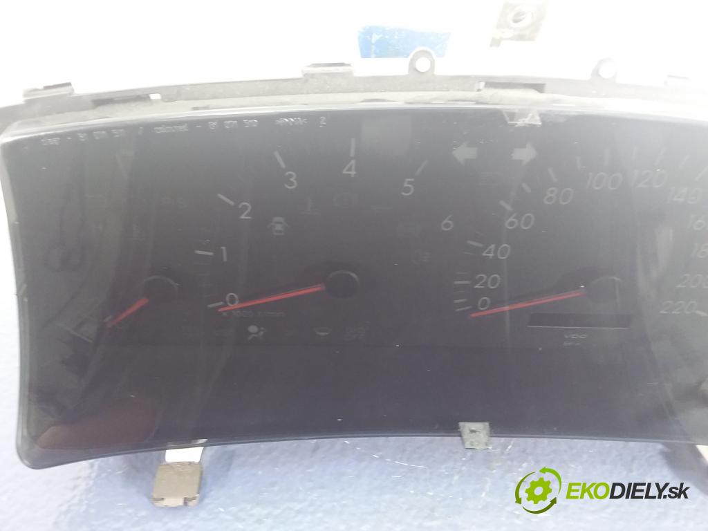 Toyota Corolla 2002 prístrojovka/ budíky 83800-02760
