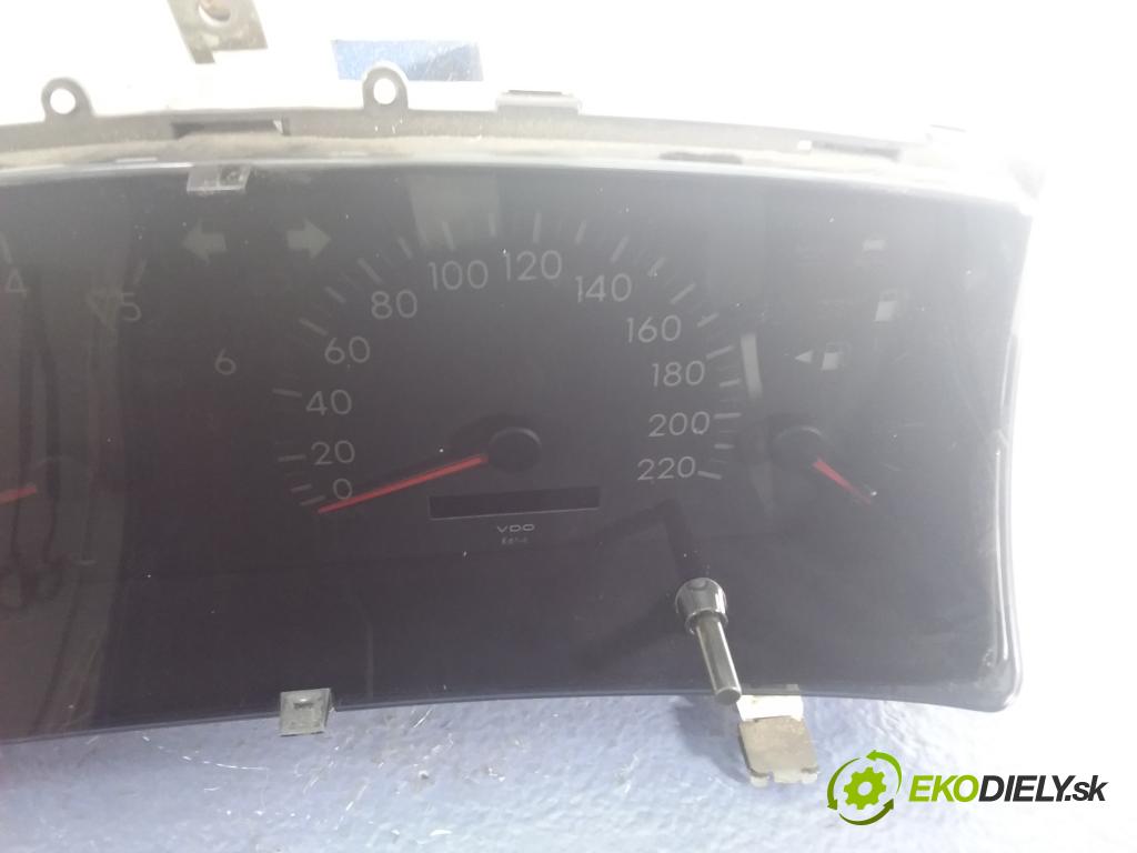 Toyota Corolla 2002 prístrojovka/ budíky 83800-02760