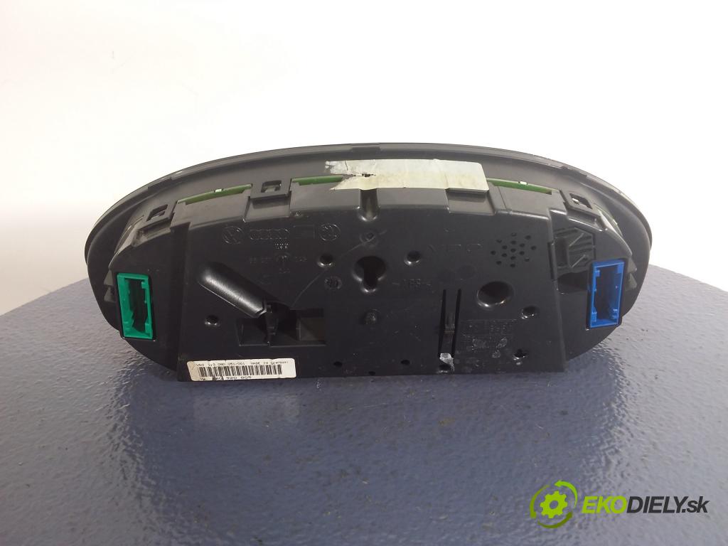Vw Passat 2001 prístrojovka/ budíky 3B0920805