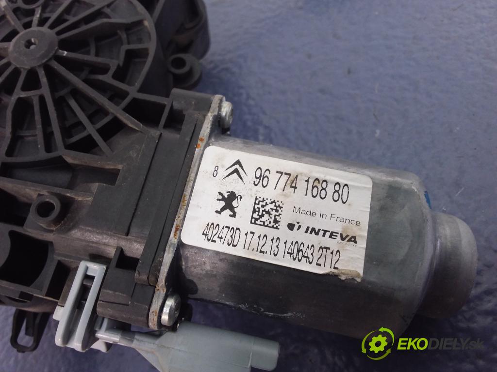 Citroen C-elysee 0 mechanismus stahování Sklenka: před v pravo: 9674412380