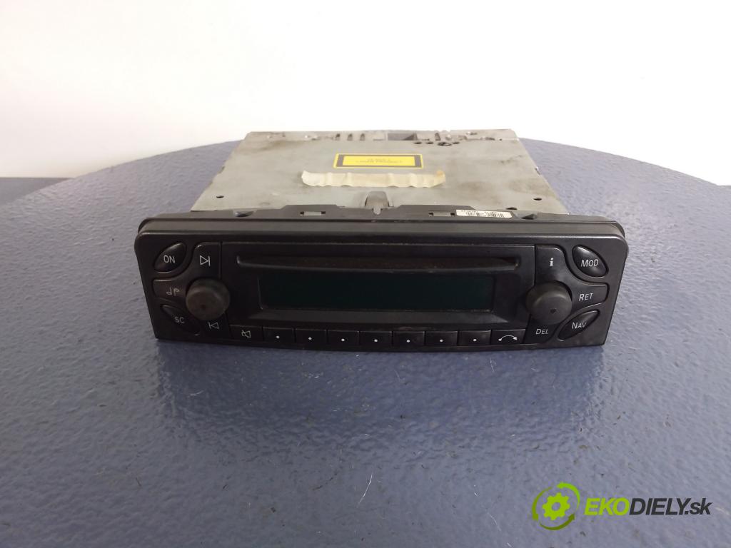 Mercedes C-klasa 2000 Radio I Navigácia: A2038204685
