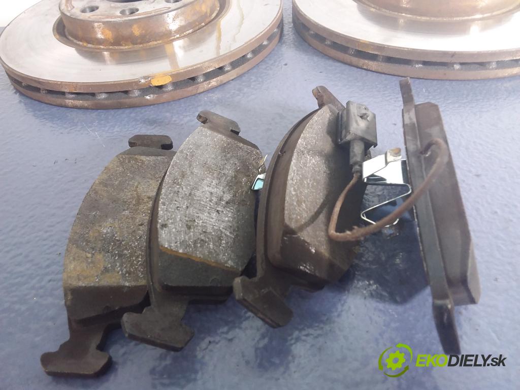 Fiat Punto 2010 kotúč Brzda: pred 256 MM