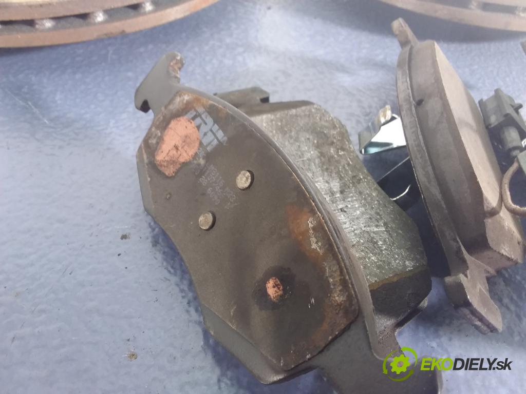 Fiat Punto 2010 kotúč Brzda: pred 256 MM