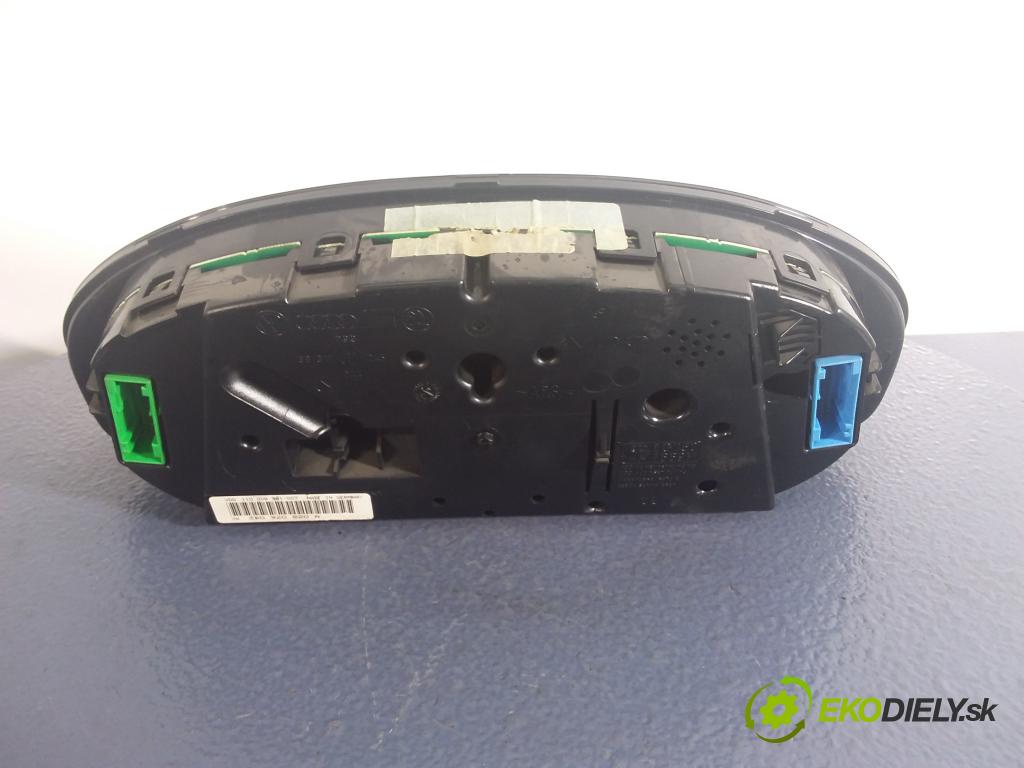 Vw Passat 2000 prístrojovka/ budíky 3B0920927