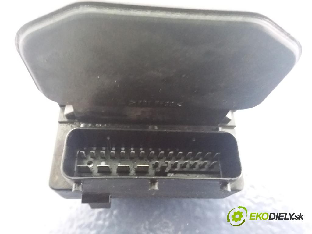 Renault Kangoo I 1998-2008 hatchback 1.4 petrol MT 55 kW 1999 Pumpa ABS 0273004445