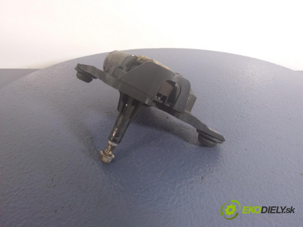 Citroen Ds 5 2015 motor: Stierače: zad 9680477480