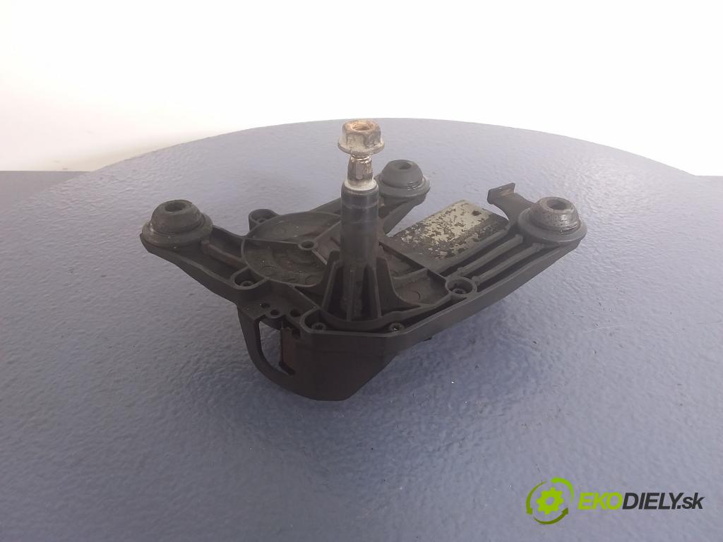 Citroen Ds 5 2015 motor: Stierače: zad 9680477480