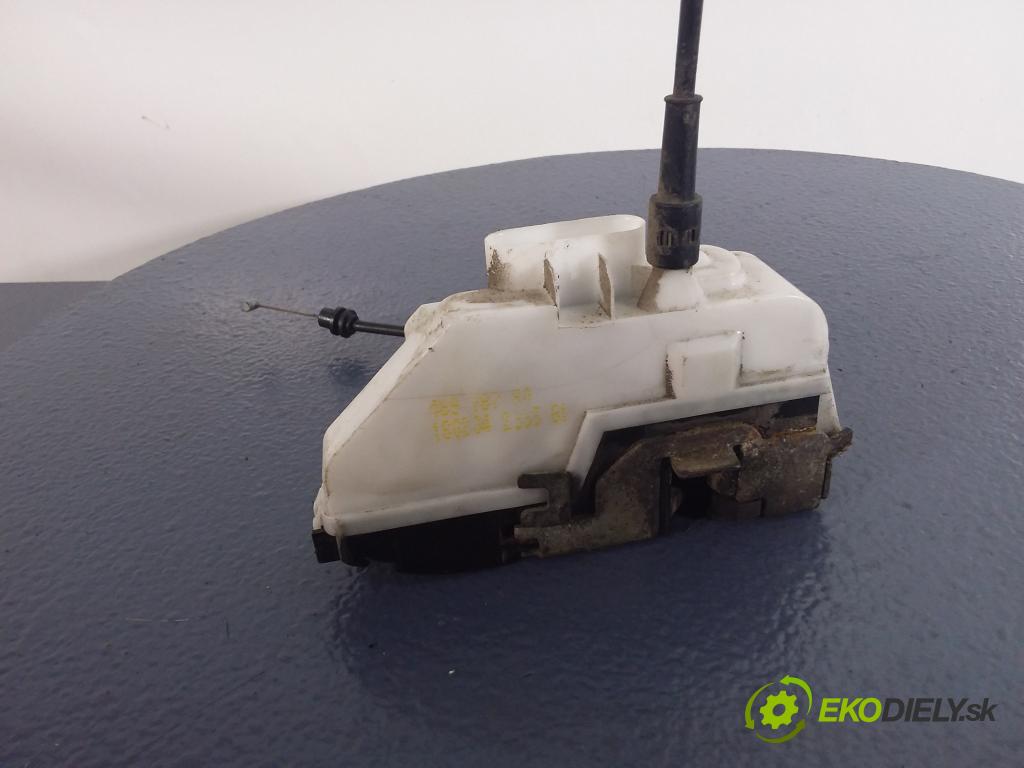 Citroen C3 2004 zámek dveře před Levý: 01
