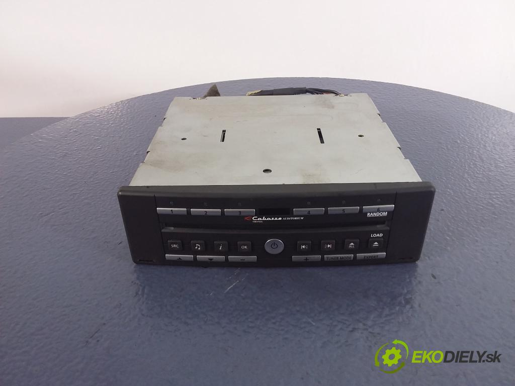 Renault Espace 2004 Radio I Navigácia: 8200089153A