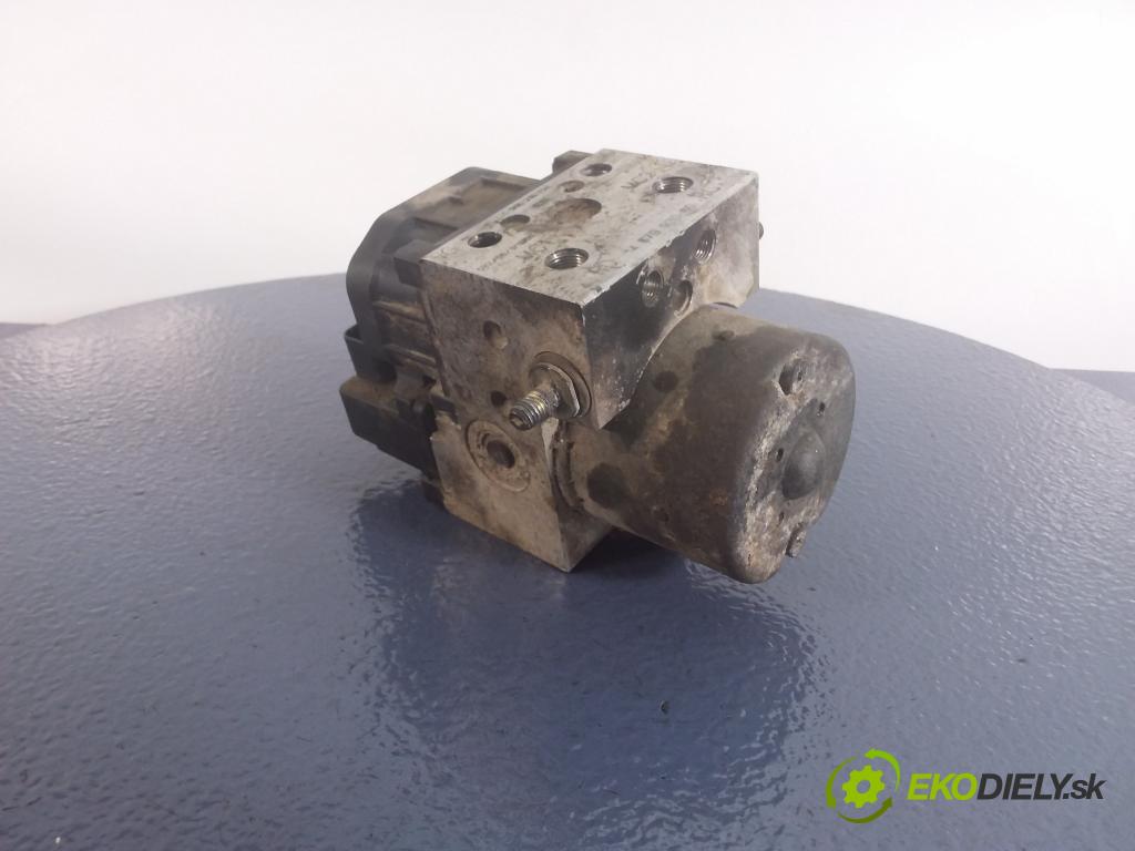 Peugeot 806 2000 čerpadlo ABS x 148799380