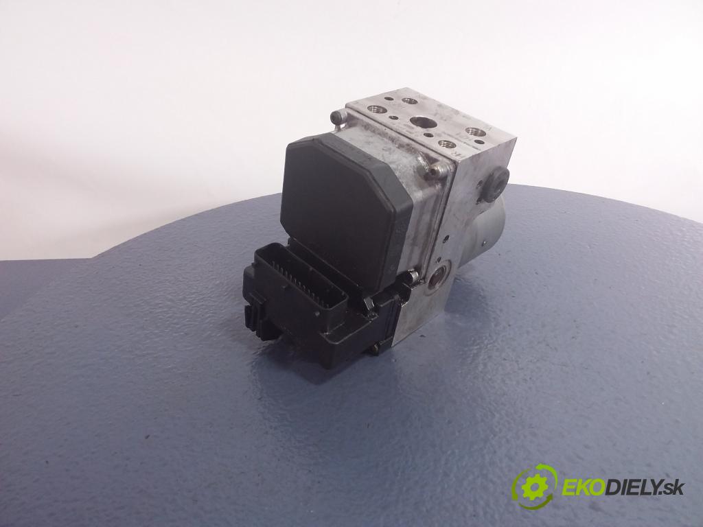 Opel Omega 2000 čerpadlo ABS x 0265220427