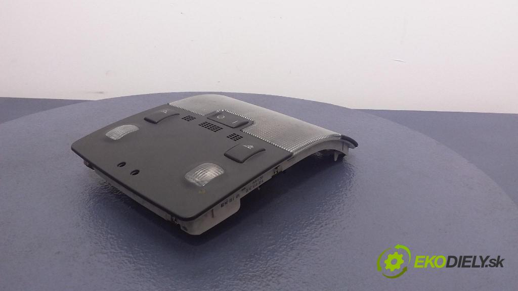 Audi A4 2003 Lampy Uvnitř 8E0947135E