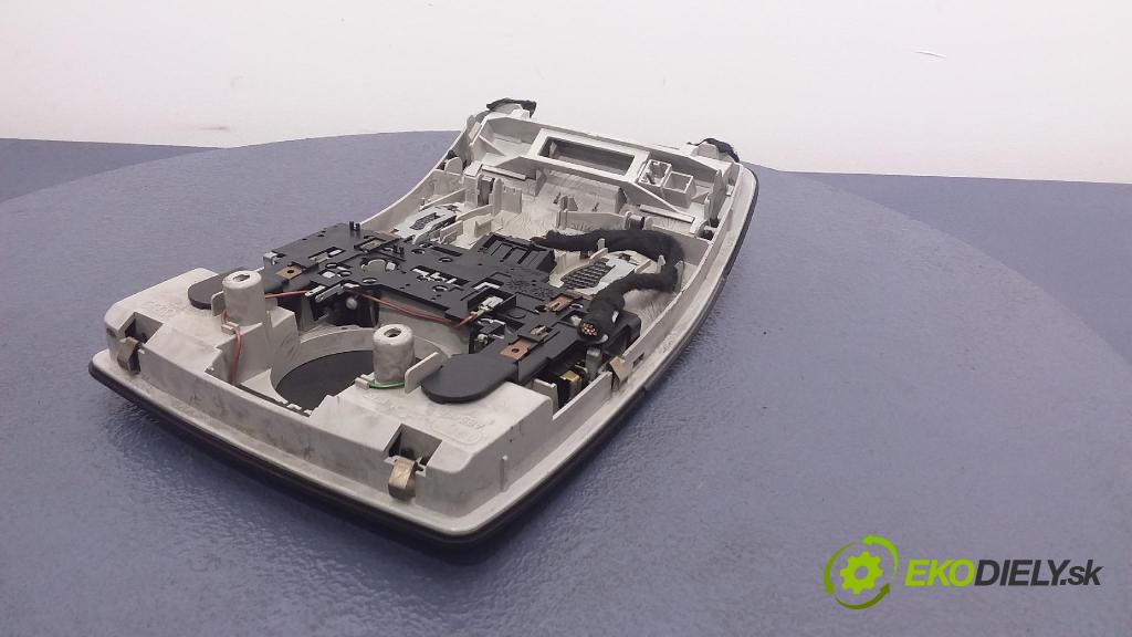 Audi A4 2003 Lampy Uvnitř 8E0947135E