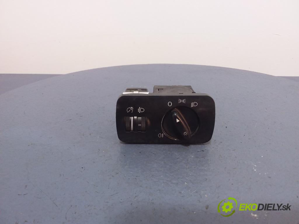 Audi A6 1998 prepínač svetiel 1M1941531D