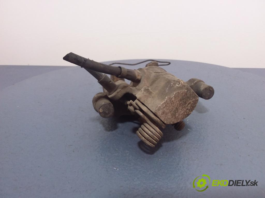 Ford Focus 2004 brzdič brzdový zad Vľavo: 01