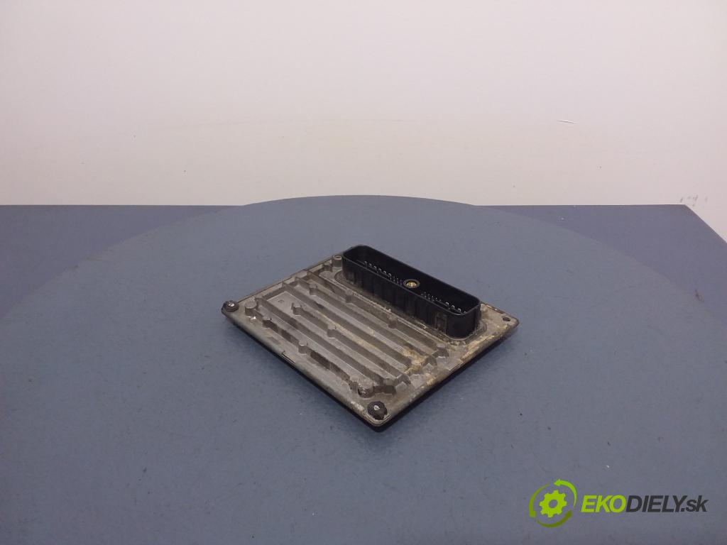 Ford Fiesta 2006 riadiaca jednotka Motor: 6S61-12A650-GD