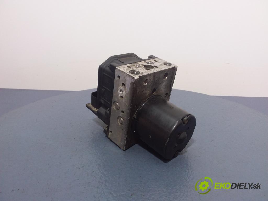 Skoda Fabia 2000 čerpadlo ABS x 6Q0614417D