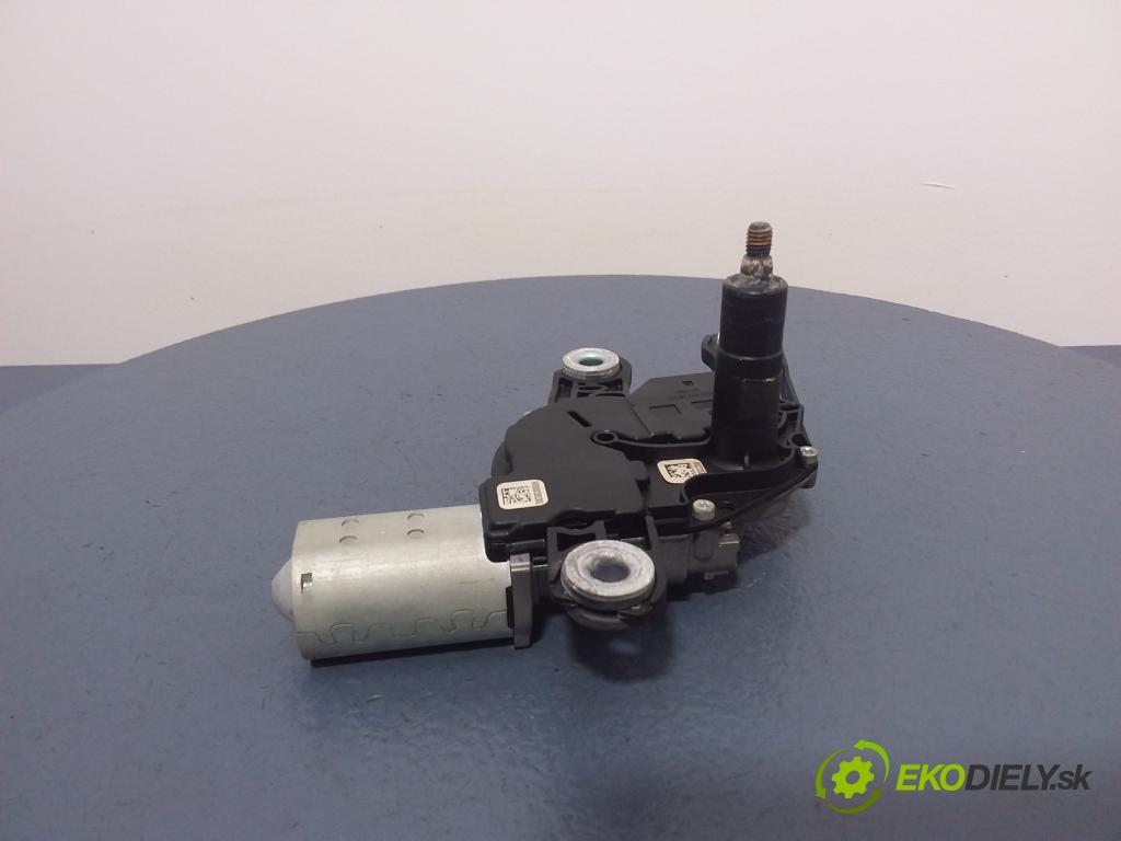 Vw Passat 2014 motor: Stierače: zad 5G0955711A