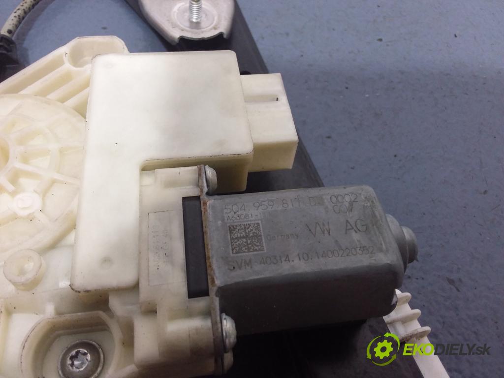 Vw Passat 2014 mechanismus stahování Sklenka: Zad: v pravo: 3G9839462