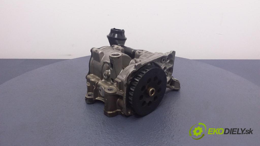 Vw Passat 2014 čerpadlo Olej 04L145208K