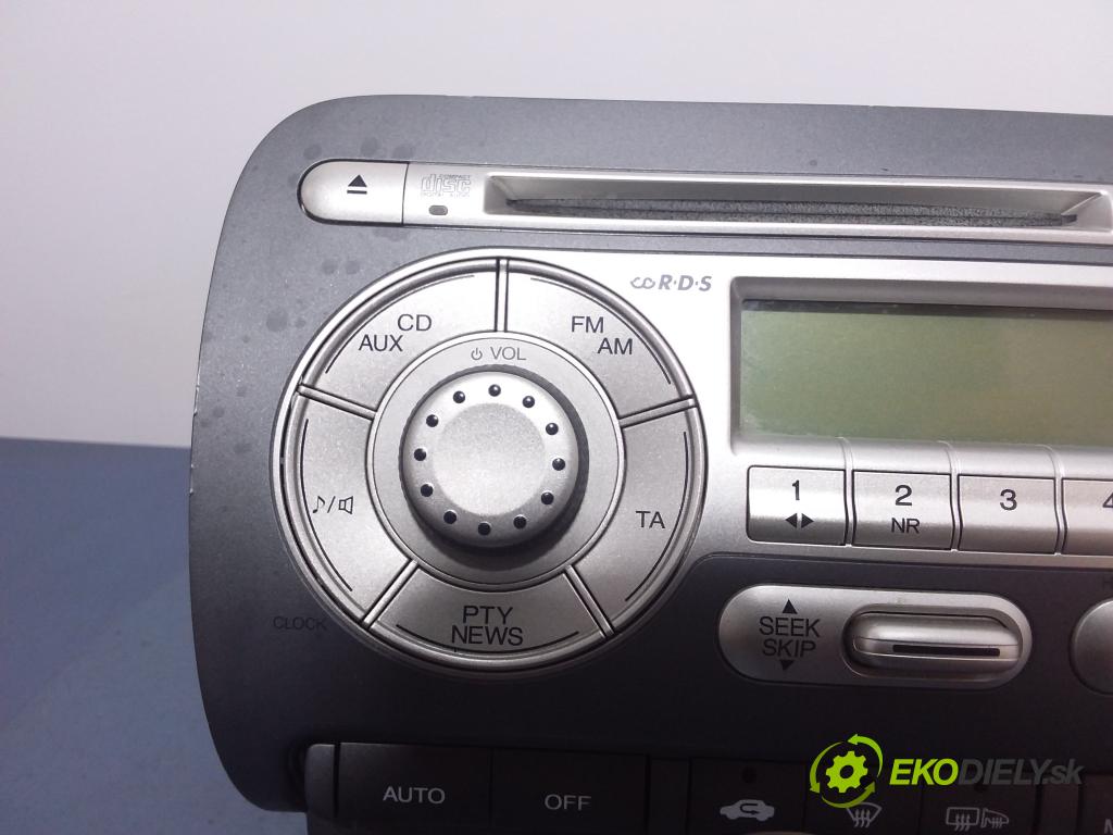 Honda Jazz 2005 Radio I Navigácia: 35750-SAA-G02-M1