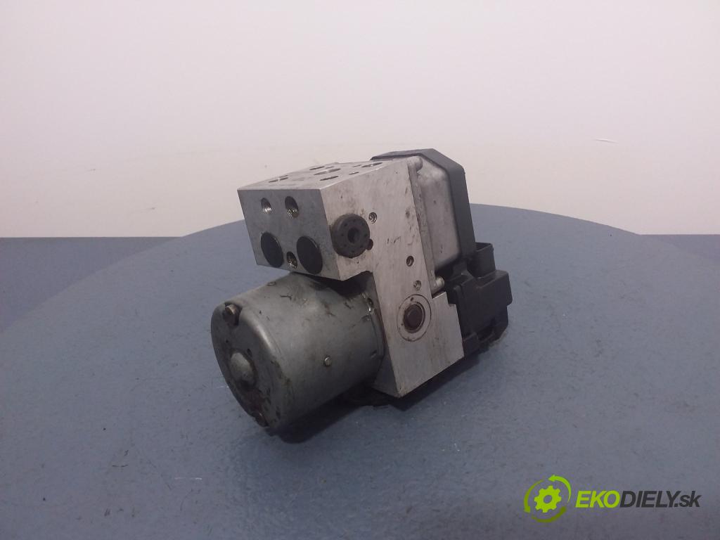 Opel Omega 2000 čerpadlo ABS x 09156806