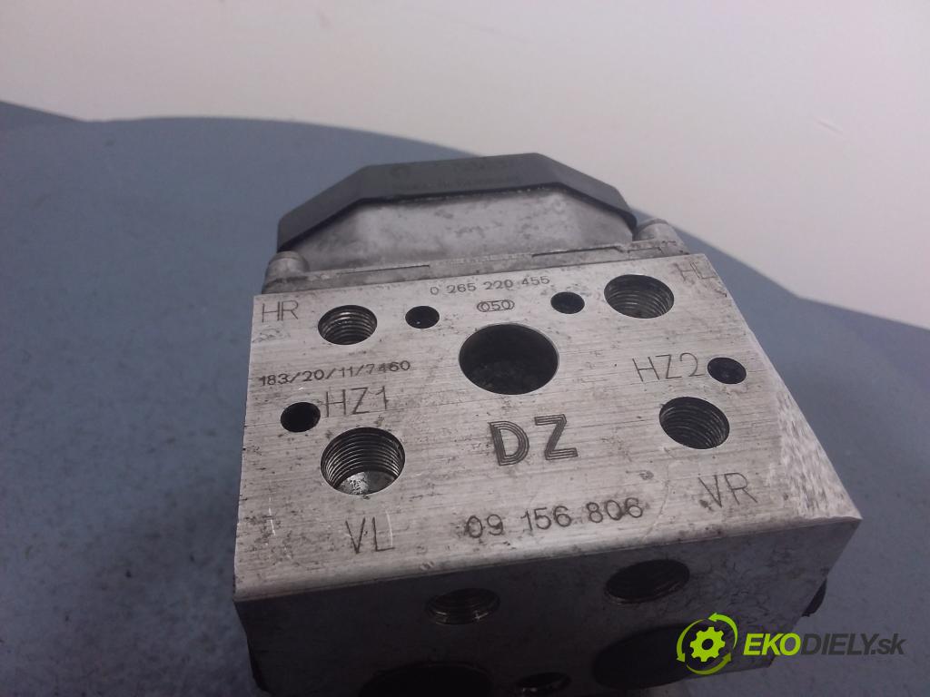 Opel Omega 2000 čerpadlo ABS x 09156806