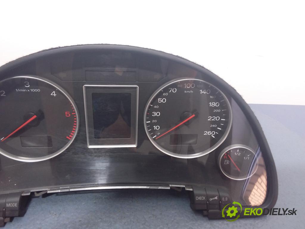 Audi A4 2002 prístrojovka/ budíky 8E0920900K