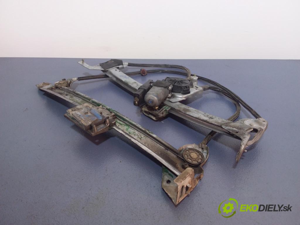 Renault Megane 2004 mechanismus stahování Sklenka: před v pravo: 117812B