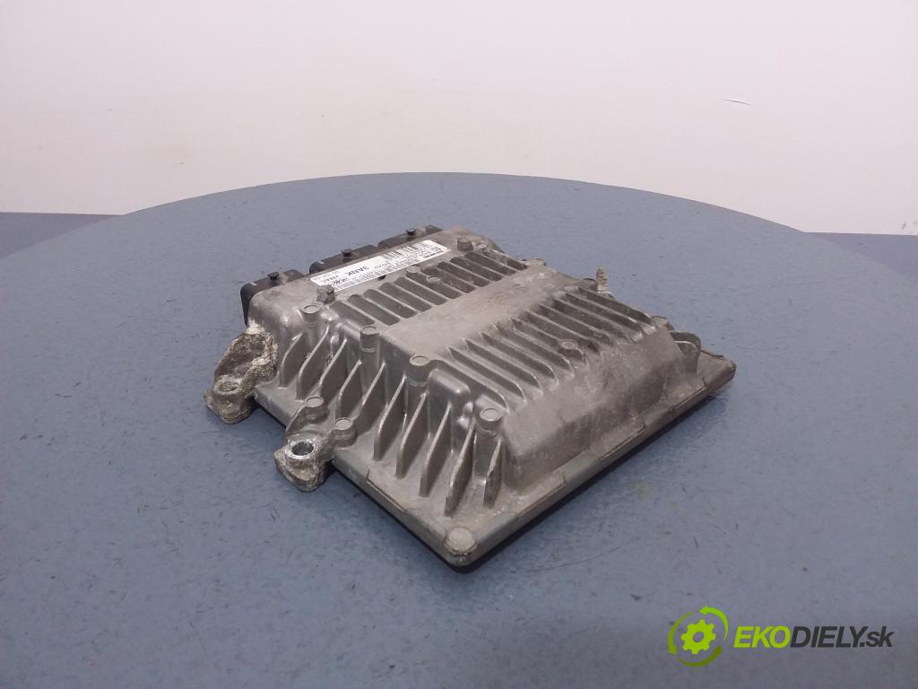 Ford Focus 2005 riadiaca jednotka Motor: 4M51-12A650-JK