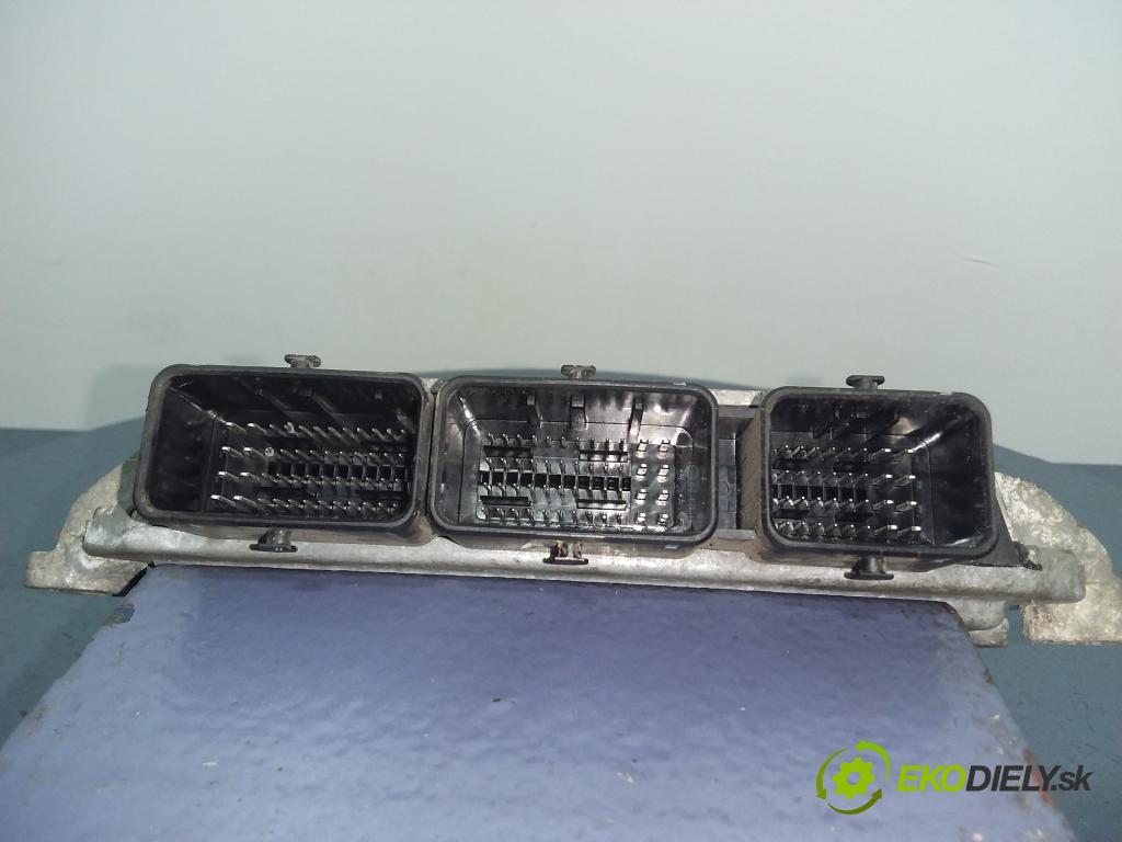 Ford Focus 2005 riadiaca jednotka Motor: 4M51-12A650-JK