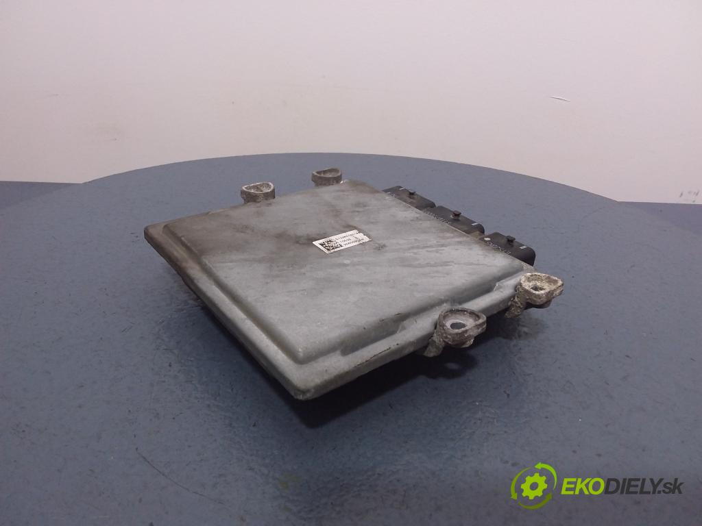 Ford Focus 2005 riadiaca jednotka Motor: 4M51-12A650-JK