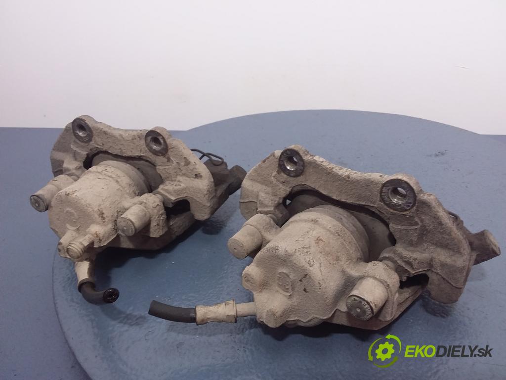Ford Focus 2005 brzdič brzdový Predné Vľavo: 300 MM