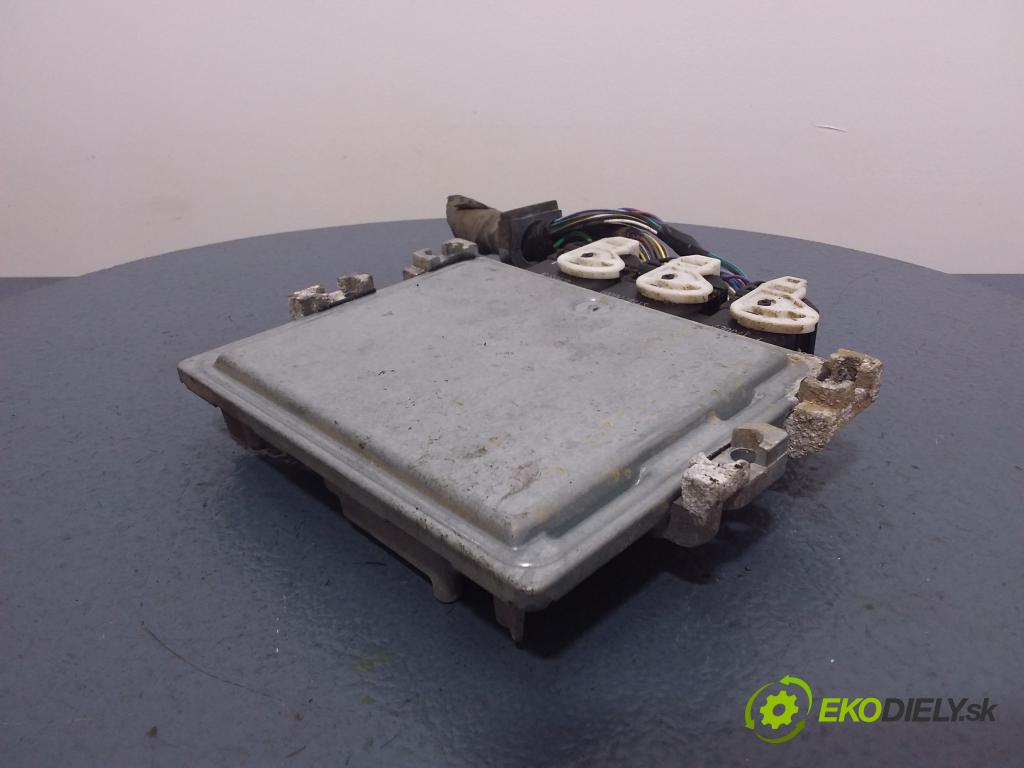 Ford Focus 2007 riadiaca jednotka Motor: 7M51-12A650-AP